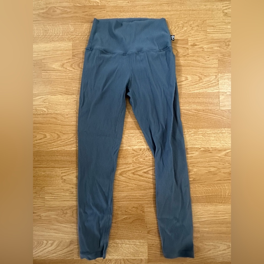 Brand new born primitive ribbed leggings in a dusty blue size small